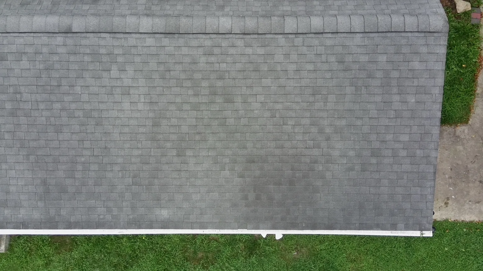 Bellport Ny Aging Shingles in Bellport, NY